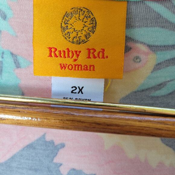 Ruby Rd. Tank Top Tunic Blouse Shirt Womens SZ 2XL Stretch Tropical Floral Birds - Picture 3 of 10